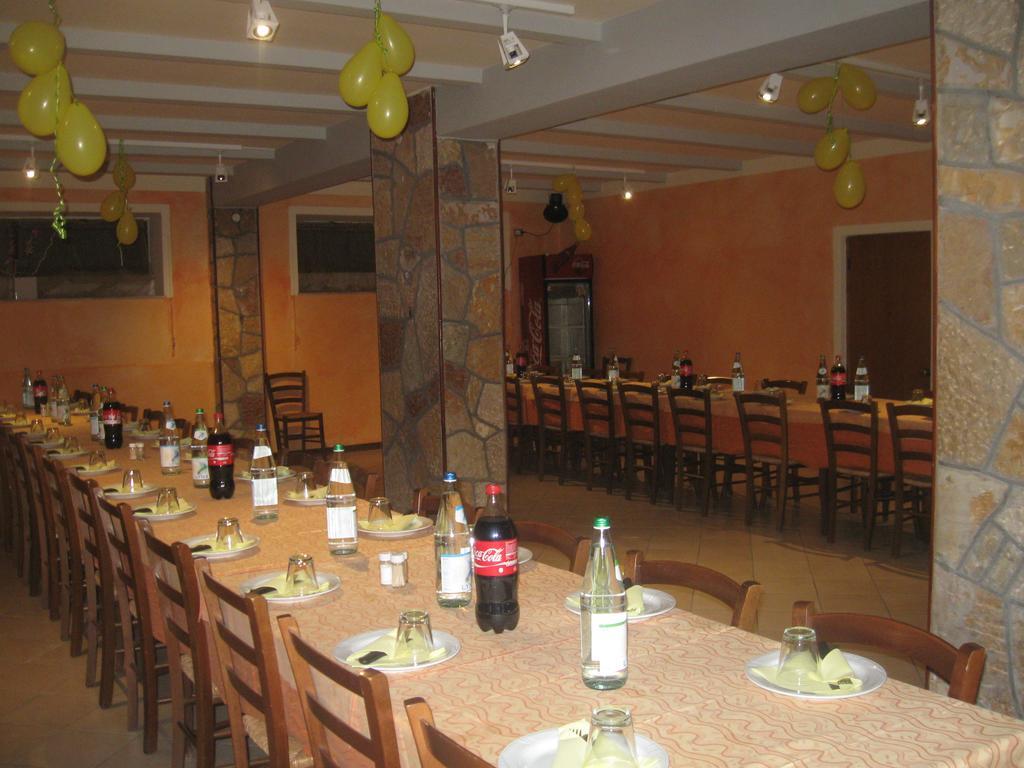 Albergo Del Turista Vernasca Екстер'єр фото